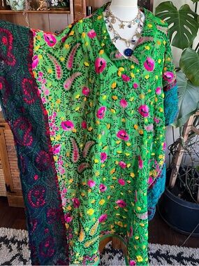 Kantha Bae Phulkari Embroidered Green Floral Maxi Muu Muu New! OS